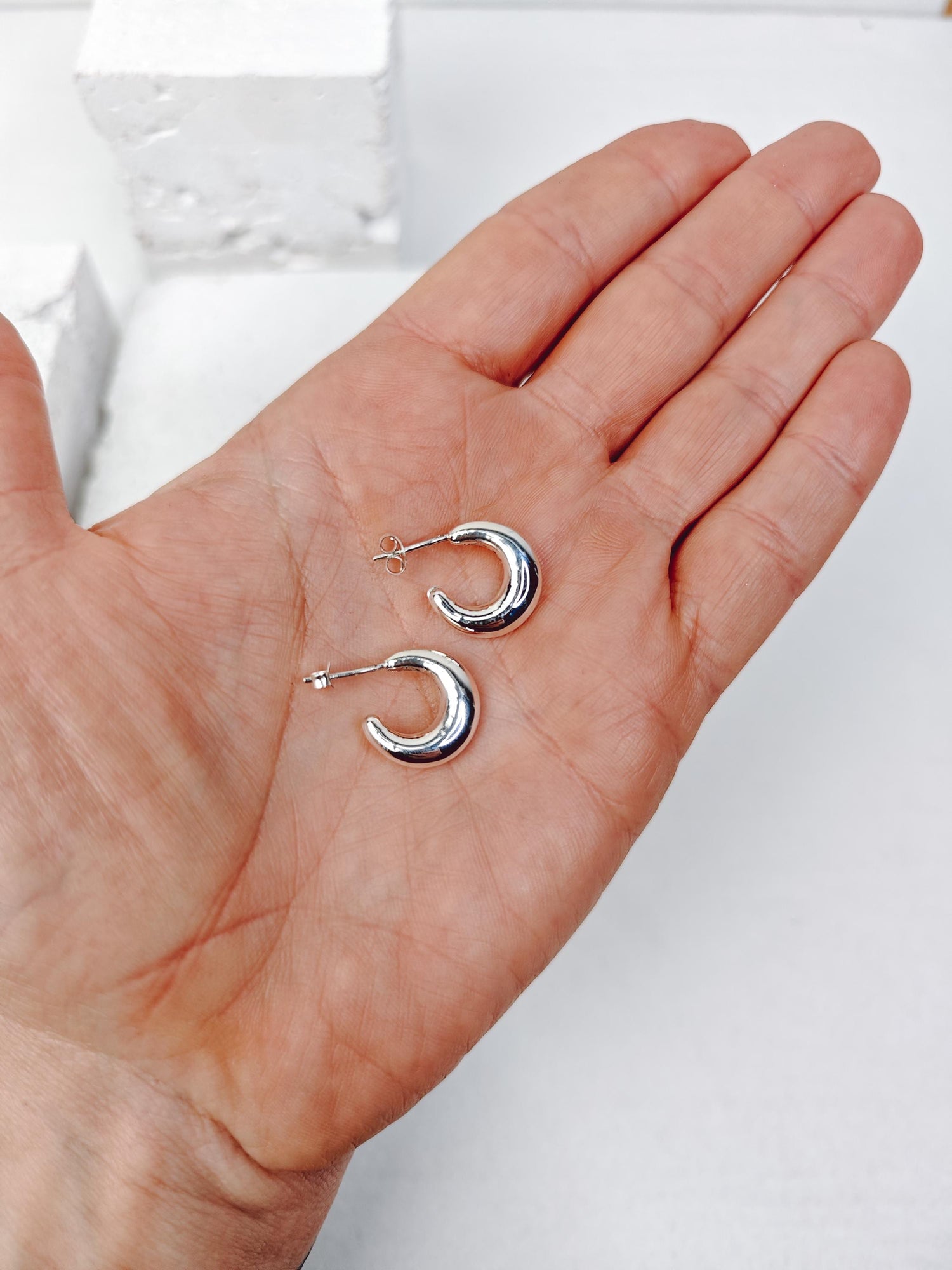 Boucles d'oreilles créoles larges et petites en argent 925, créoles épaisses demi-lune 15 mm, clous d'oreilles ouverts en argent sterling