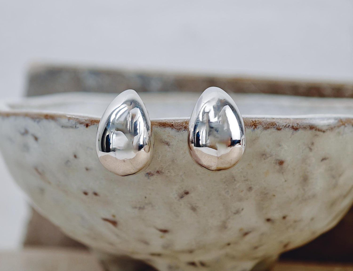 Boucles d'oreilles pendantes en argent 925, boucles d'oreilles en forme de larme, boucles d'oreilles minimalistes en forme de larme, boucles d'oreilles en forme de goutte d'eau
