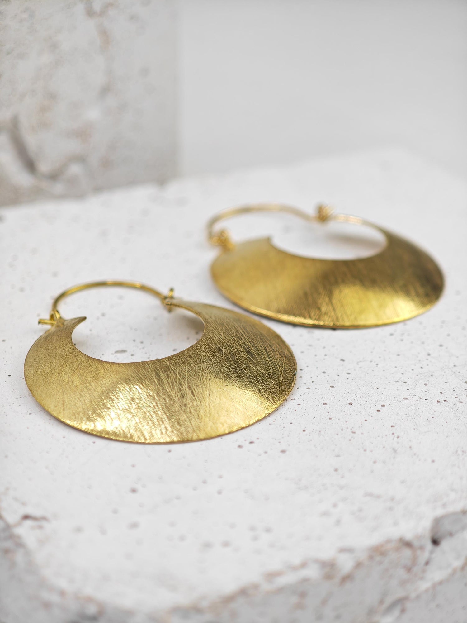 Statement hoop earrings, chunky brass tribal disc earrings 40 mm, hippie boho golden earrings