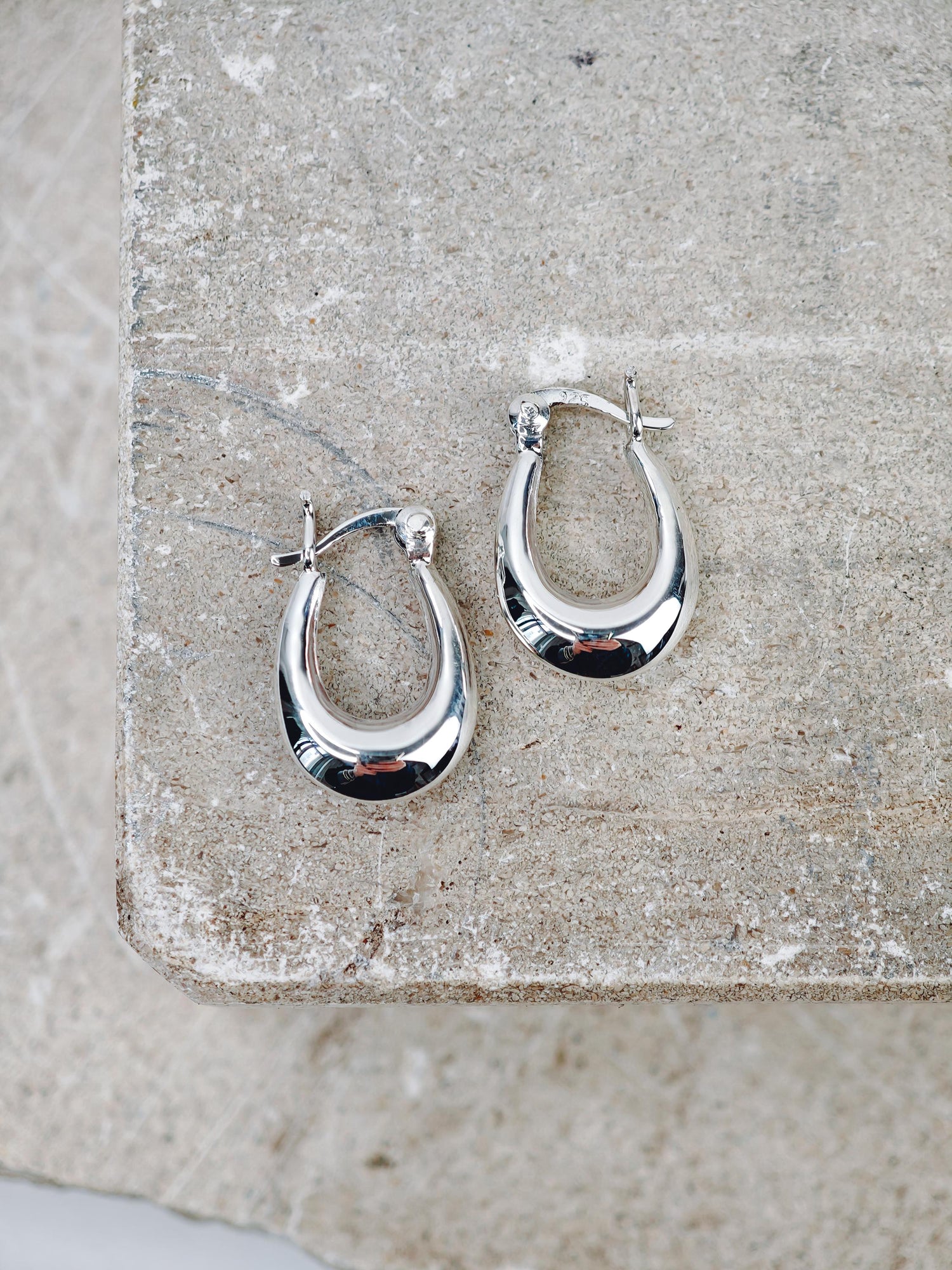 Wide small oval 925 silver hoop earrings 20 mm, mini sterling silver hoop earrings, earrings made of 925 silver