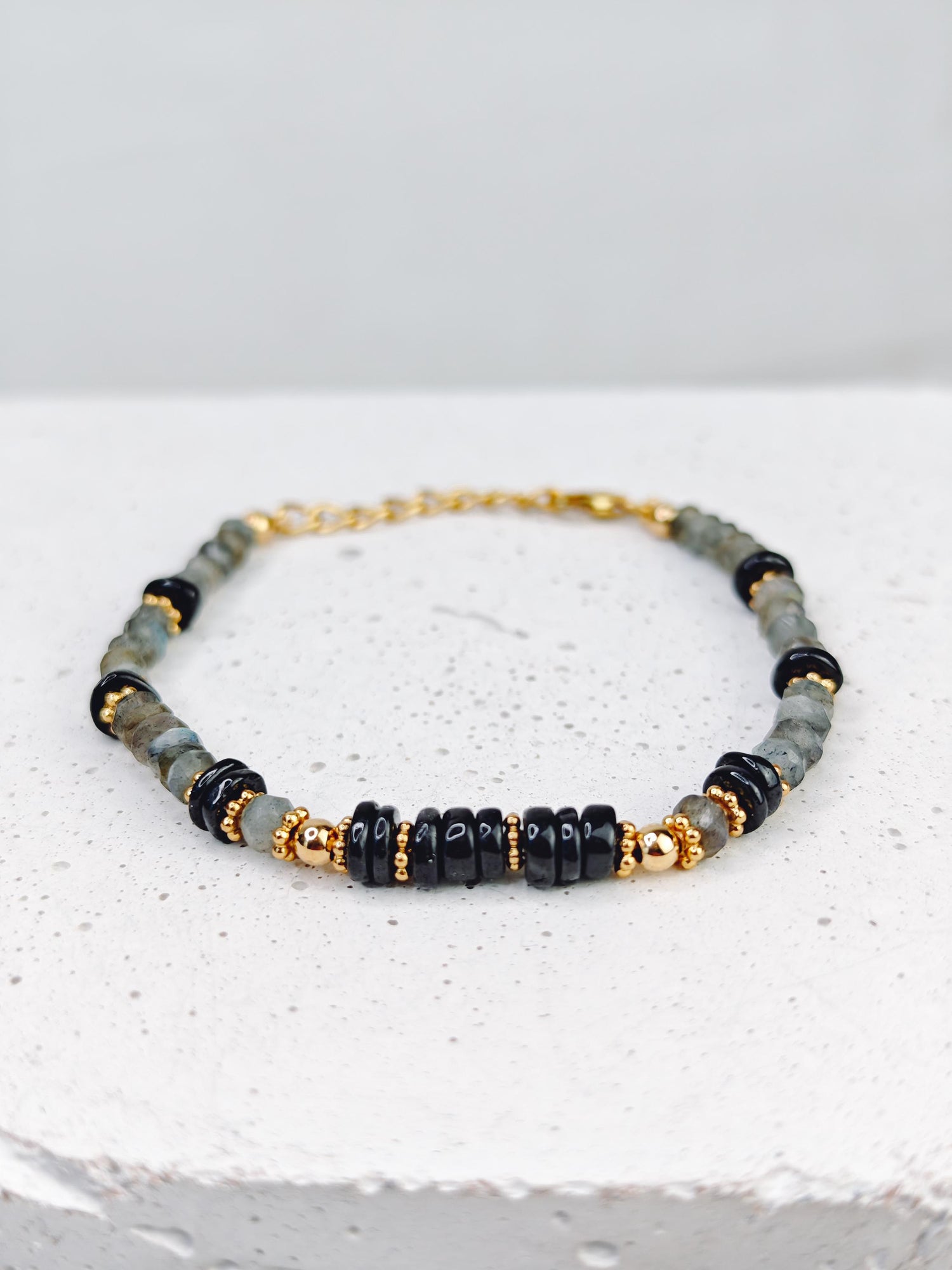 Collier et bracelet en labradorite, perles plaquées or 18 carats, tour de cou en labradorite, collier de perles, bracelet de perles en labradorite onyx, bijoux en cristal