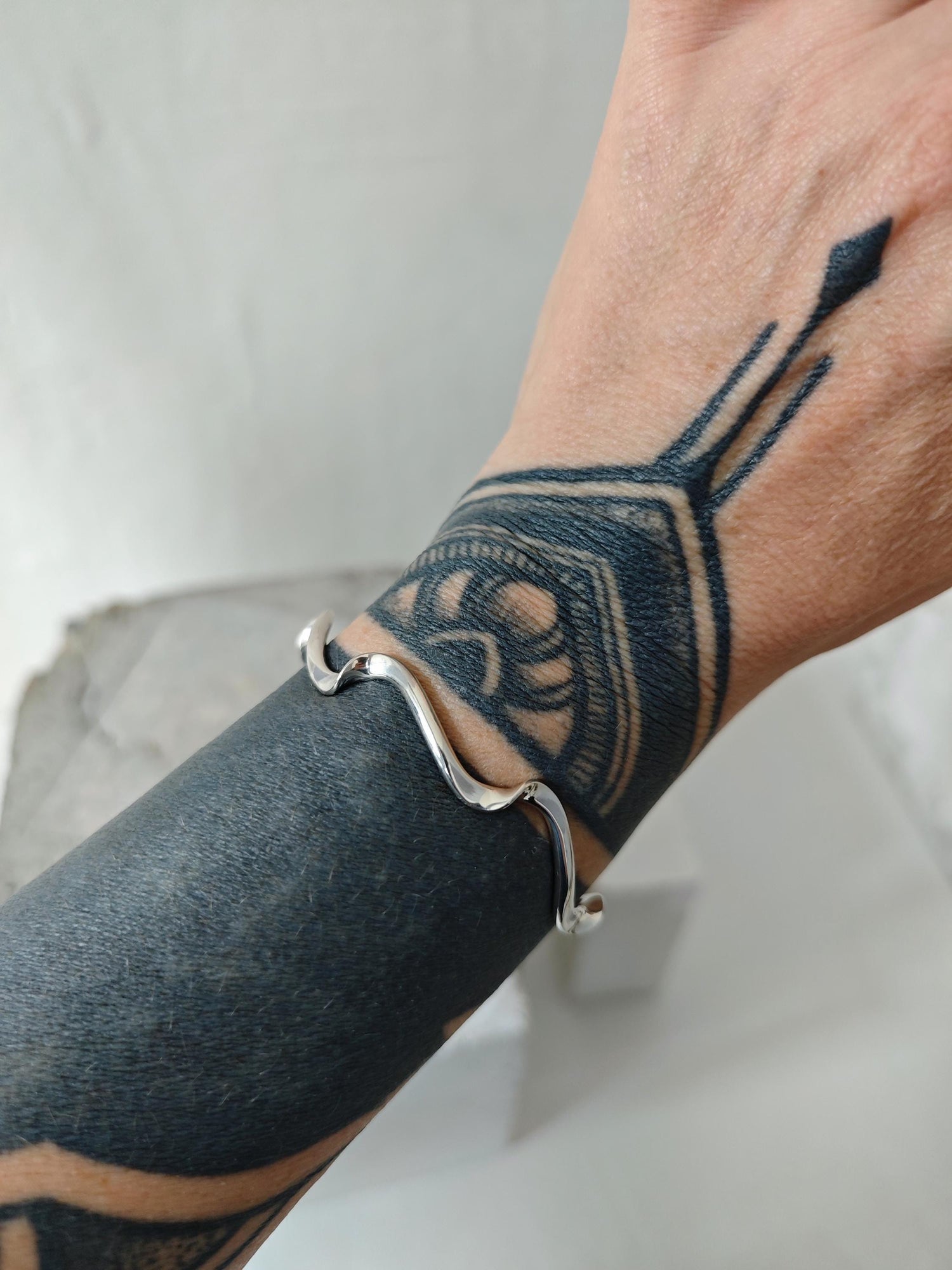 Wave bangle adjustable made of 925 silver, open bangle minimalist organic