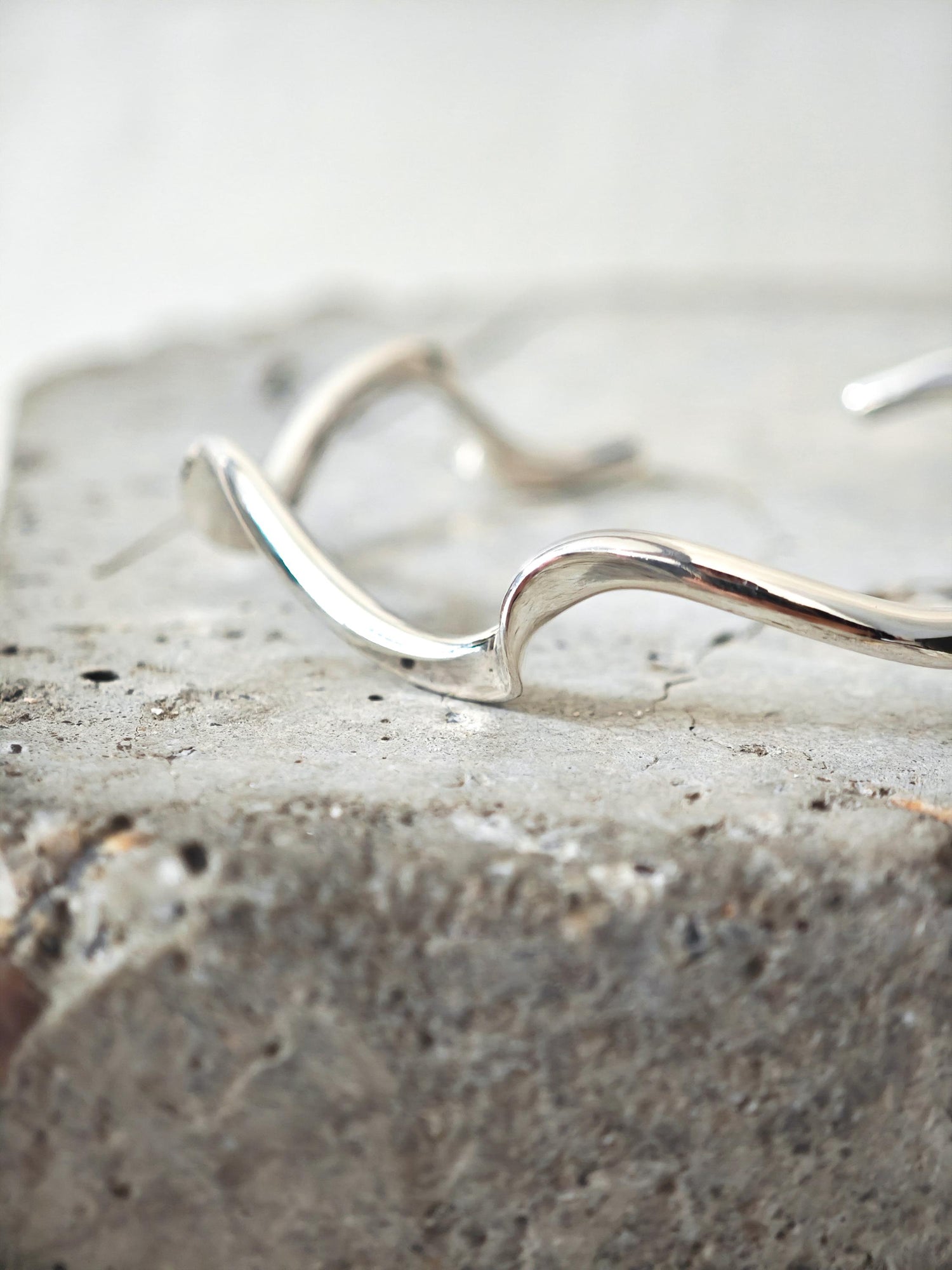 Wave bangle adjustable made of 925 silver, open bangle minimalist organic