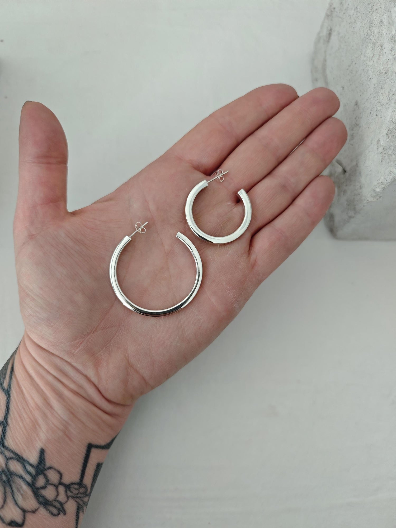 Wide chunky hoop earrings made of 925 silver 30mm or 40mm, square open hoop earrings