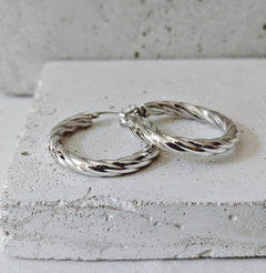 Twisted Chunky Creolen aus 925 Silber, Breite gedrehte Statement Ohrringe, Sterling Silber - CocosyBerlin