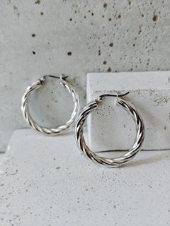 Twisted Chunky Creolen aus 925 Silber, Breite gedrehte Statement Ohrringe, Sterling Silber - CocosyBerlin
