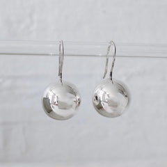 925 Silber Kugel Ohrringe hängend, Minimal Bubble Ohrhänger, Sommer Schmuck minimalitisch - CocosyBerlin