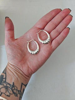 Statement ovale Creolen 925 Silber, Croissant Design Ohrringe, Chunky Hoop Ohrringe minimalistisch - CocosyBerlin