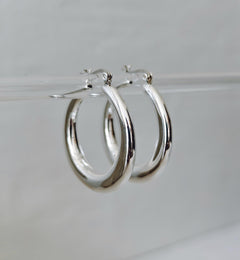 Chunky Creolen aus 925 Silber 34 mm groß, breite Hoop Ohrringe, minimal Statement, Sommer Schmuck - CocosyBerlin