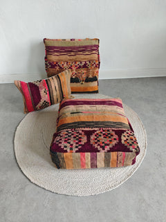 Marokkanischer Vintage Pouf, Berber Bodenkissen, Boho Sitzkissen aus Wolle, handarbeit - CocosyBerlin