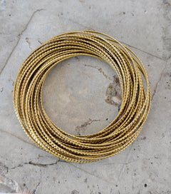 Boho Armreif aus Messing Gold, 36 verbundene Bangles, Ethnic Statement Festival Schmuck - CocosyBerlin