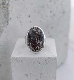 925 Silber Ring mit ovalem Turmalinquarz, Großer Statement Cabochon Ring, Black Rutile Edelstein Ring - CocosyBerlin