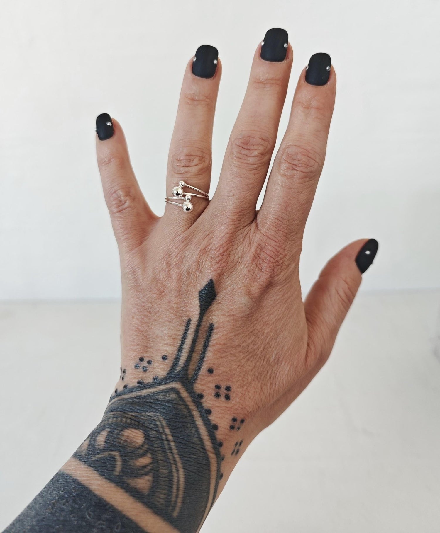 Bubble Ring aus 925 Silber, Minimalistischer Kugelring Sterling Silber, Galaxy Bubble Ring