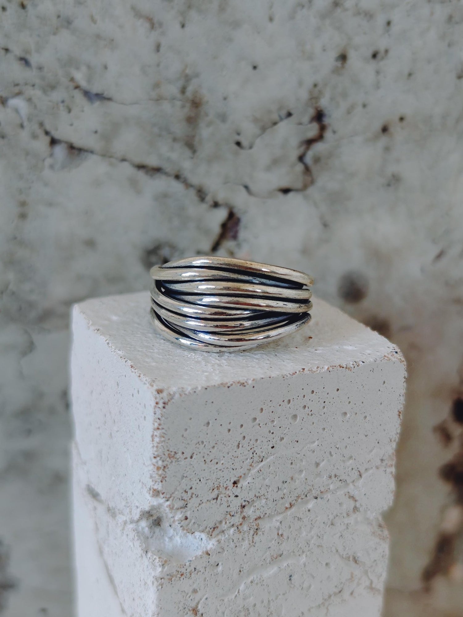 Statement Silber Ring gewickelt, Chunky Wire Wickelring aus 925 Silber - CocosyBerlin