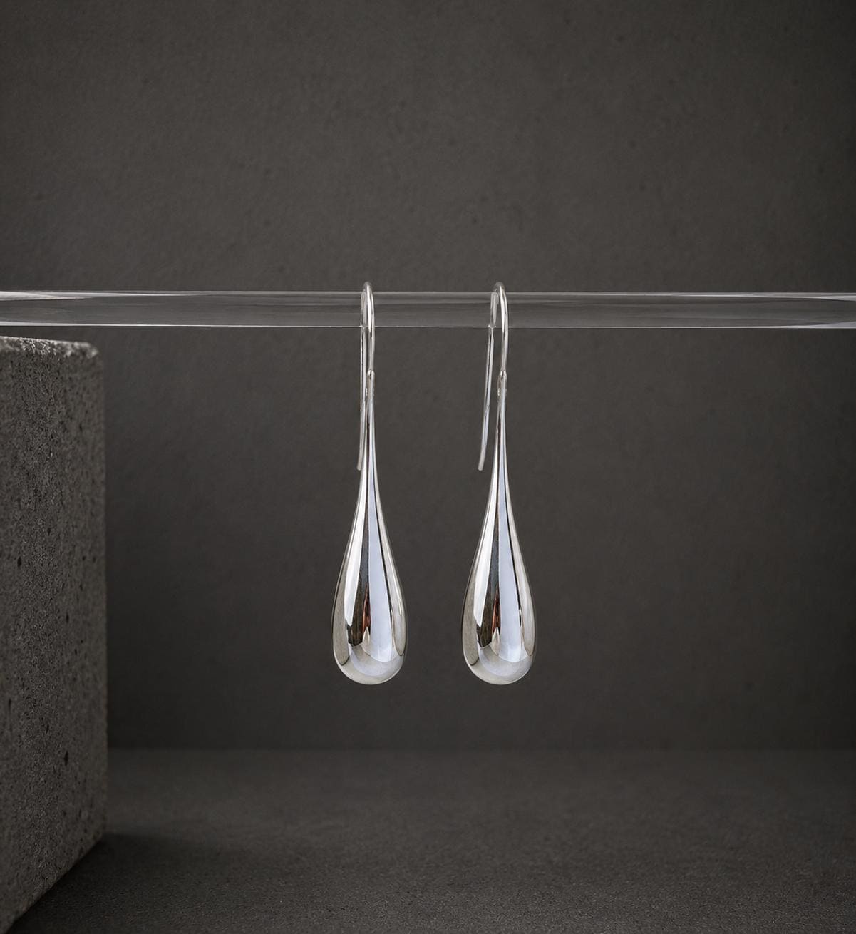 Tropfen Ohrringe aus Silber 925, Lange Hängende Ohrringe, Teardrop Earrings - CocosyBerlin