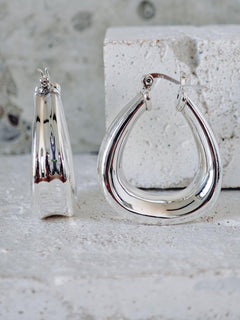 Statement Silber Creolen, Puffy Hoop Ohrringe, Große Chunky Creolen aus 925 Silber in Trapez Form, Minimalistisch - CocosyBerlin