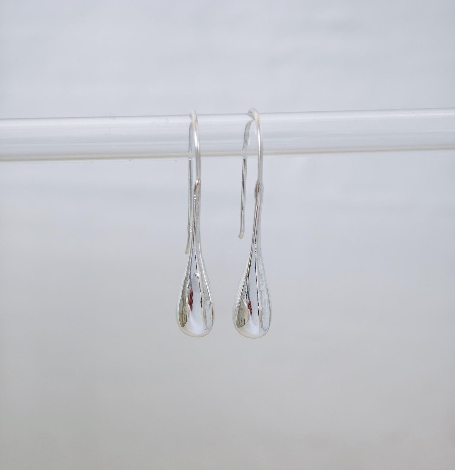 Tropfen Ohrringe aus Silber 925, Lange Hängende Ohrringe, Teardrop Earrings - CocosyBerlin