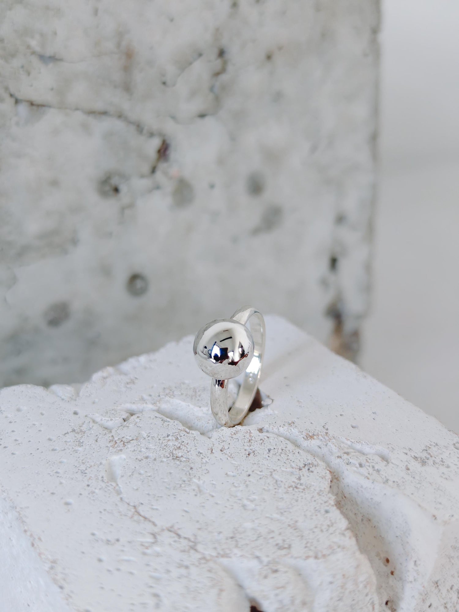 Silber Kugelring, Minimal Halbkugel Ring aus 925 Silber, Ball Ring, Bubble Silver Ring