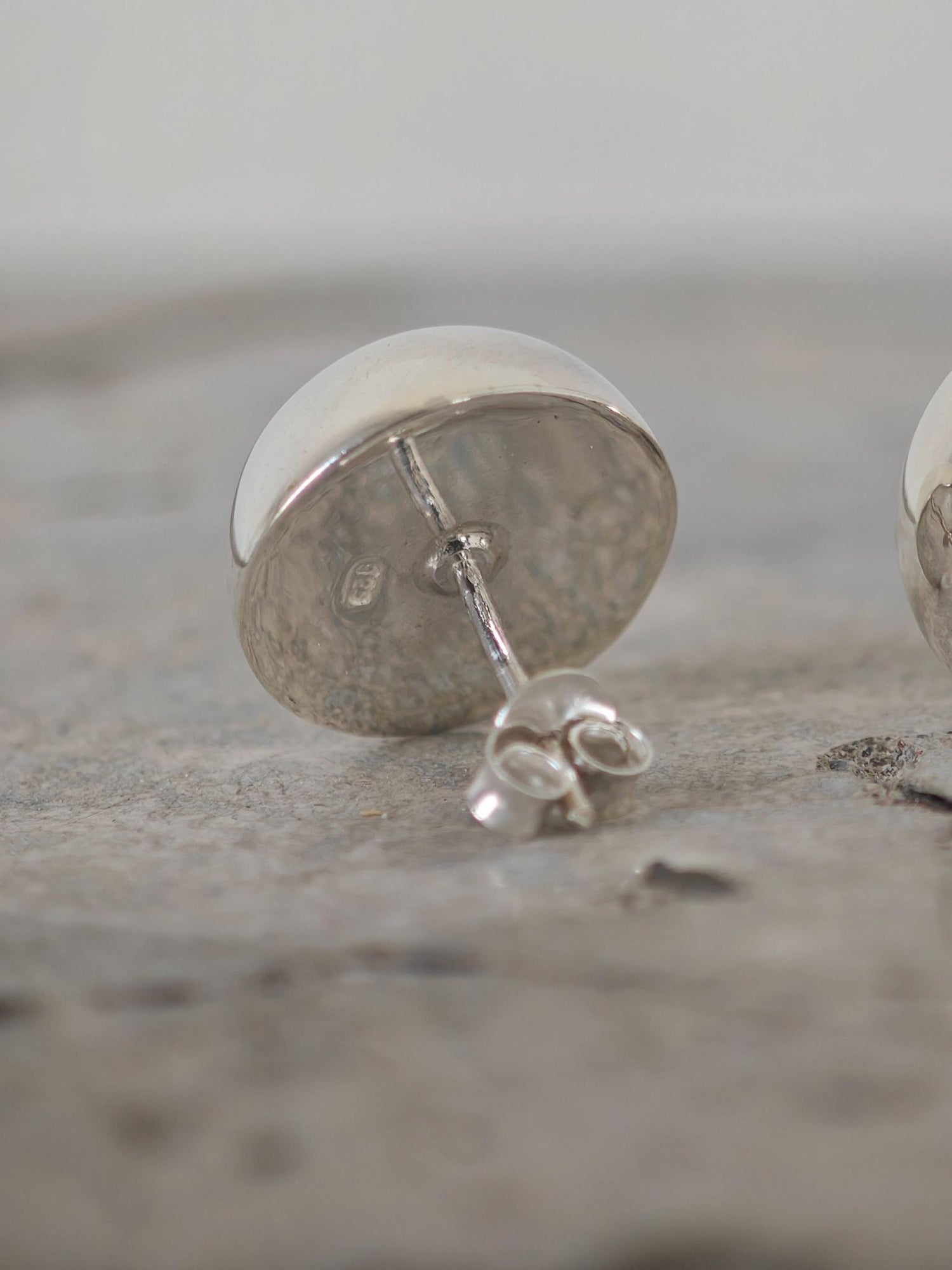 Minimalistische Kugel Ohrstecker aus 925 Silber, Silber Ohrringe 14 mm Kugel, Bubble Ohrringe - CocosyBerlin