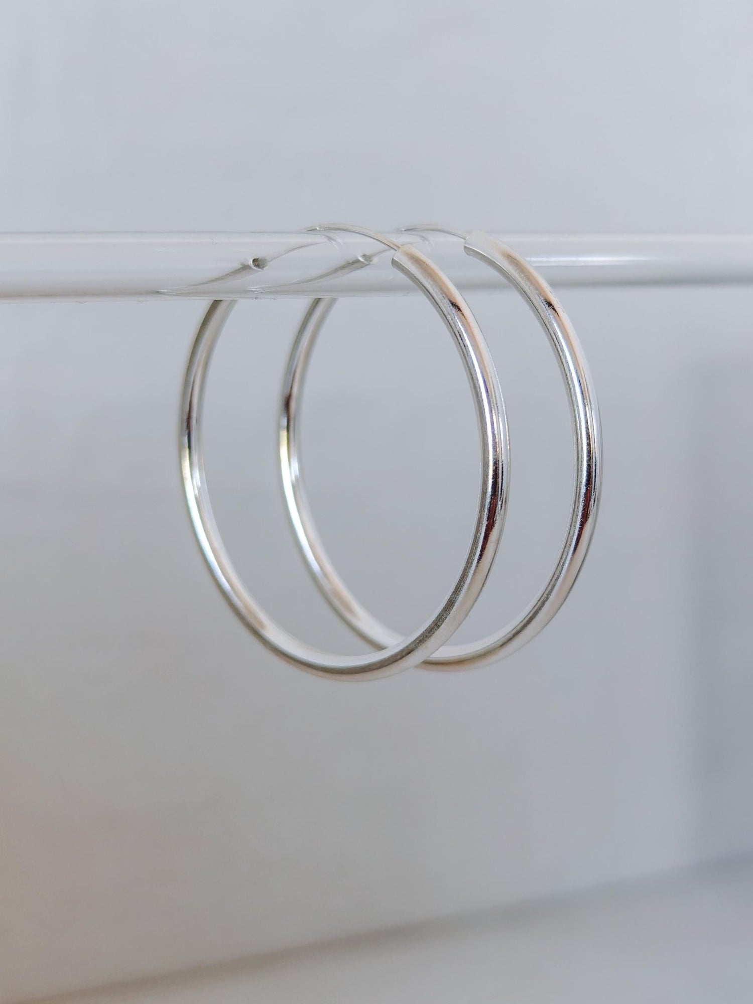 Große 925 Silber Creolen 50mm x 3mm, leichte Ohrreifen, Minimalistische Ohrringe, Silbercreolen Hoops