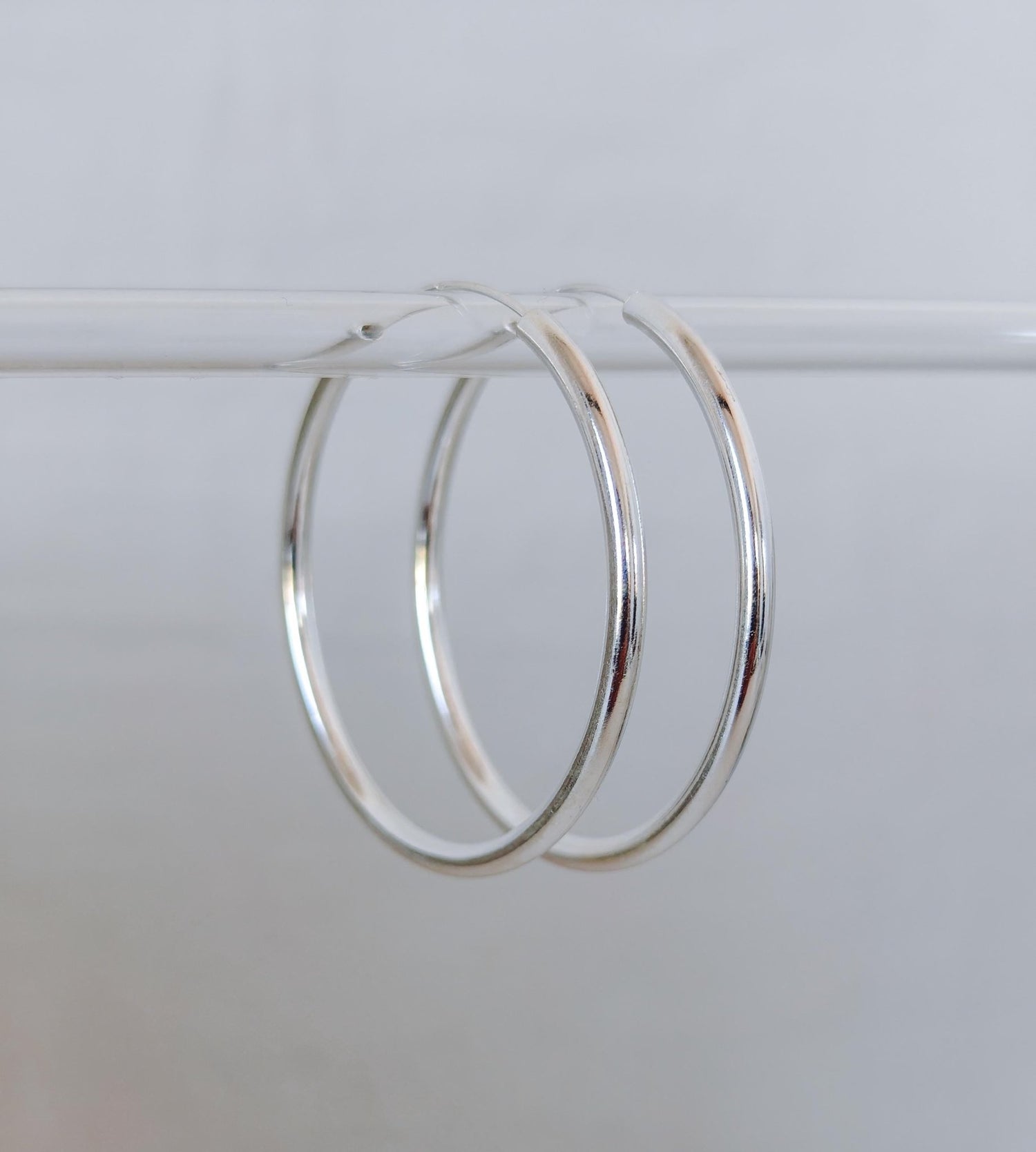Große 925 Silber Creolen 50mm x 3mm, leichte Ohrreifen, Minimalistische Ohrringe, Silbercreolen Hoops