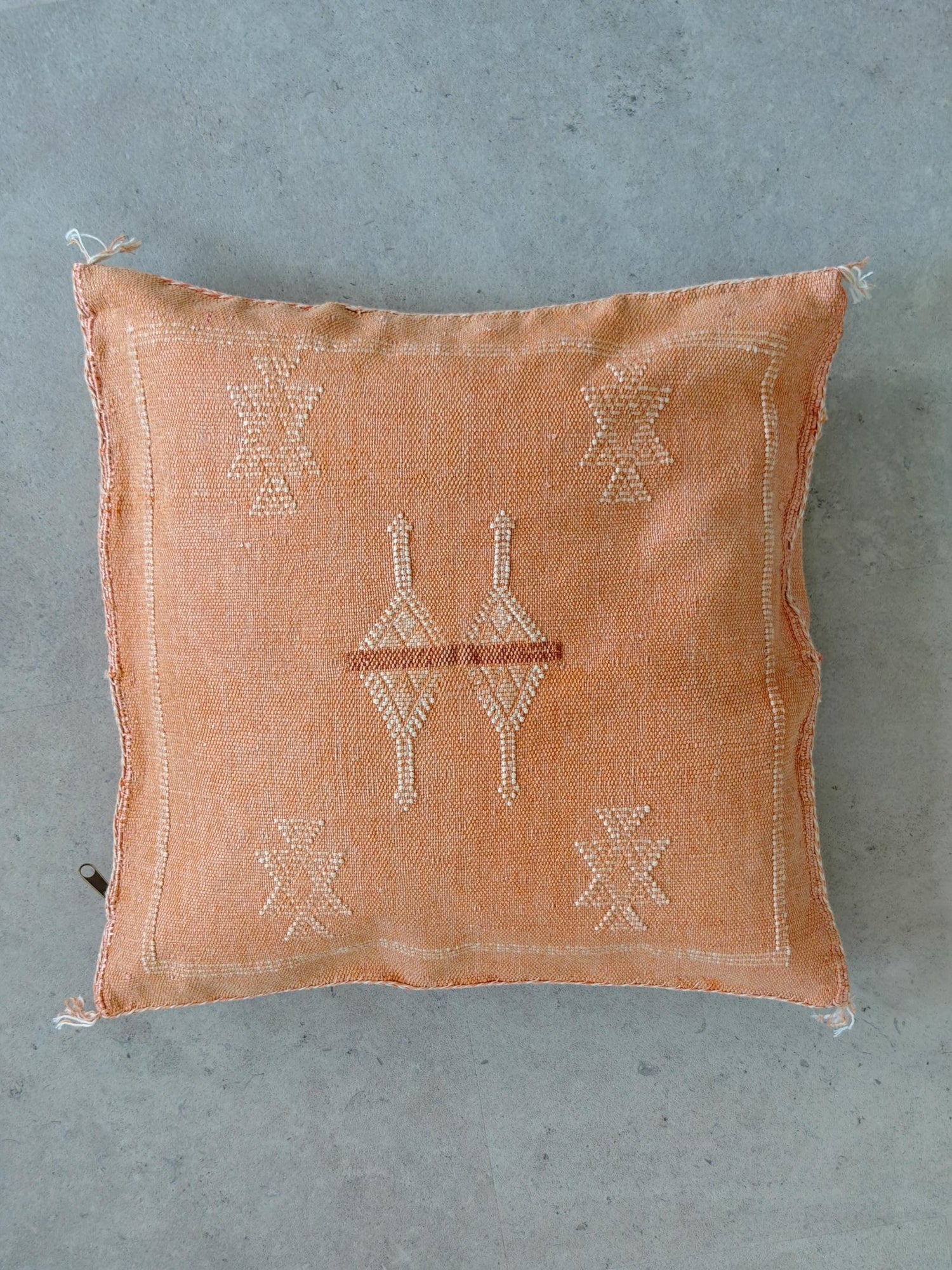 Sabra Kissen aus Marokko, Sabra silk cushion cover, Marrakesch Kissen mit Vintage Look
