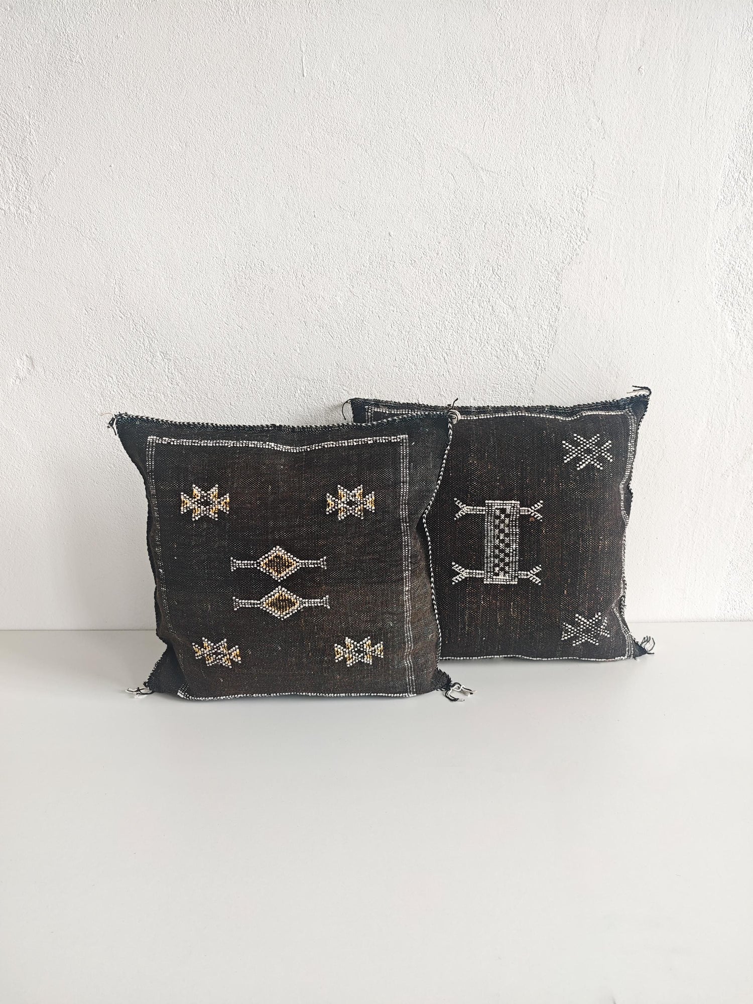 Sabra Kissen aus Marokko | Ethno Kissenhülle | Boho Wohnkissen Braun | Marokkanisches Sofakissen | Orientalisches Dekokissen | Handgewebt