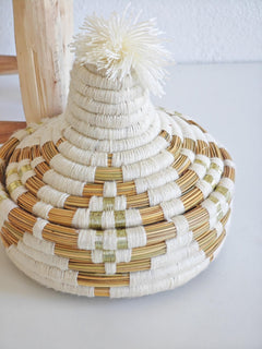 Korb mit Deckel, Tajine Aufbewahrungskorb aus Marokko weiss creme und gold, Moroccan Tajine Basket - CocosyBerlin