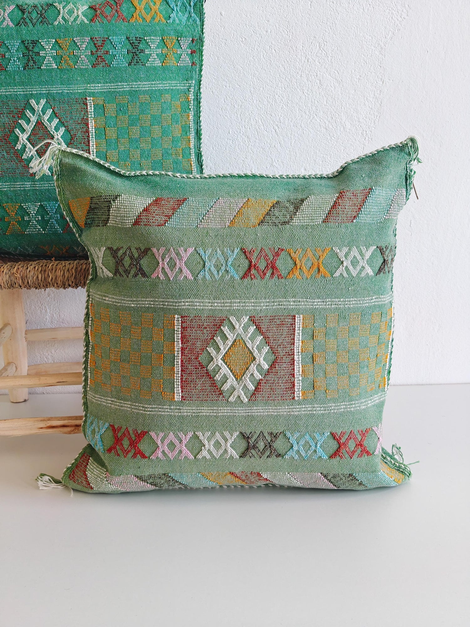 Sabra Kissenbezug aus Marrakesh, Boho Marokkanische Kissenhülle, Sabra Silk Cushion Cover - Limited Green Edition