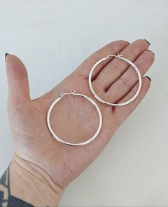 Creolen aus 925 Silber, Minimalistische Ohrringe, breite Hoop Ohrringe 3mm x 30, 40 oder 50 mm - CocosyBerlin