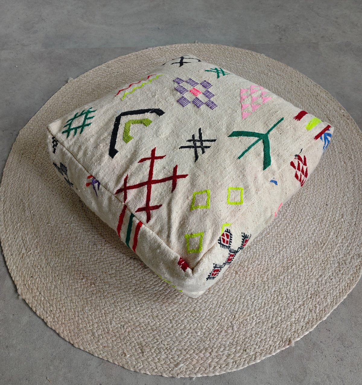 Pouf aus Wolle quadratisch und bunt, Kelim Bodenkissen, Handarbeit