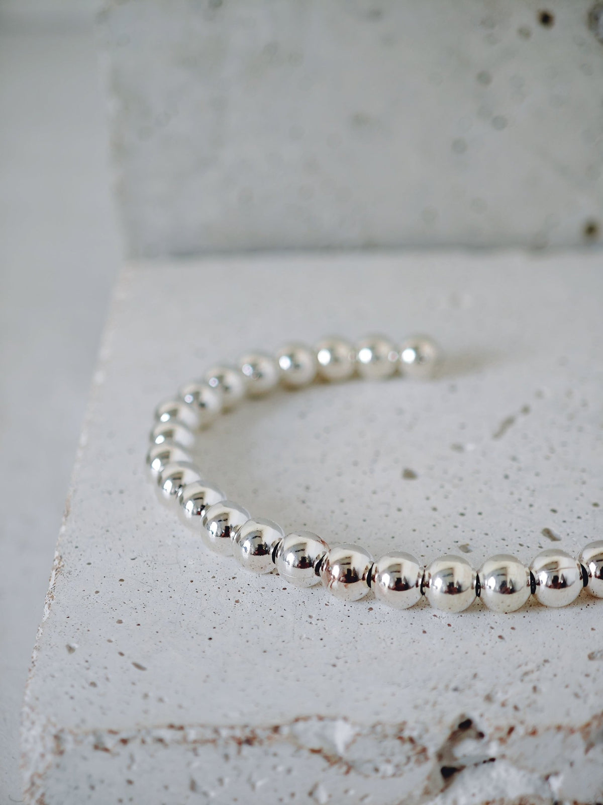 Statement Bubbles Armreif aus 925 Sterling Silber - Chunky Kugelarmband - CocosyBerlin