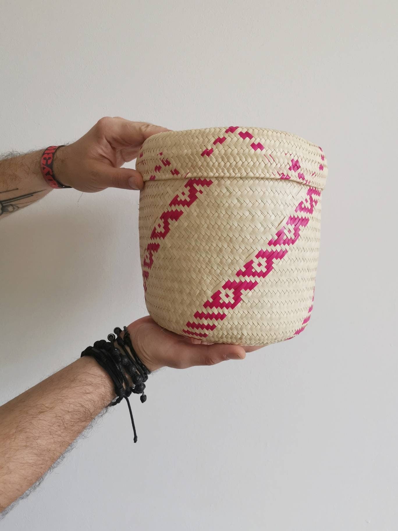 Panier mexicain rond avec couvercle, grand panier en feuille de palmier, panier hippie bohème du Mexique, panier de rangement fait main, panier cosmétique