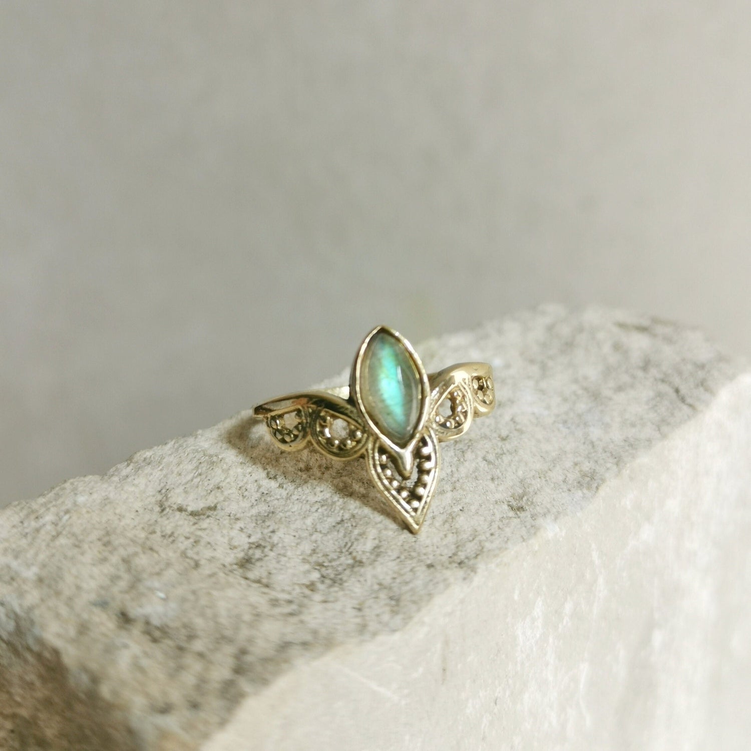 Ring with Labradorite, Tiara Crown Ring, Stacking Ring, Boho Ring, Hippie Ring, Golden Ring with Labradorite