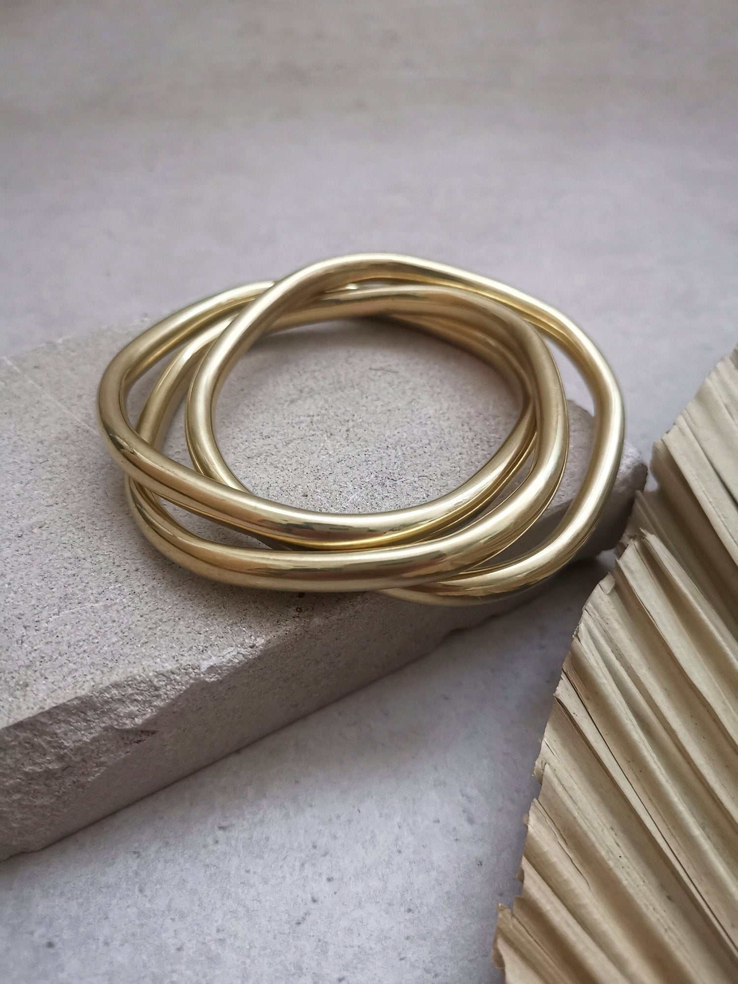 Chunky bracelet made of golden brass, statement bracelet, wide bangles, tribal golden bangle made of 3 geometric hoops, trio bracelet