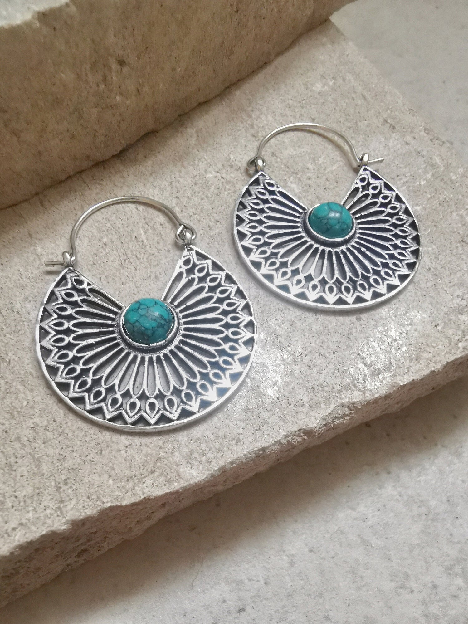 Brass earrings with turquoise, mandala earrings, silver earrings made of brass, boho earrings, hippie jewelry, festival jewelry