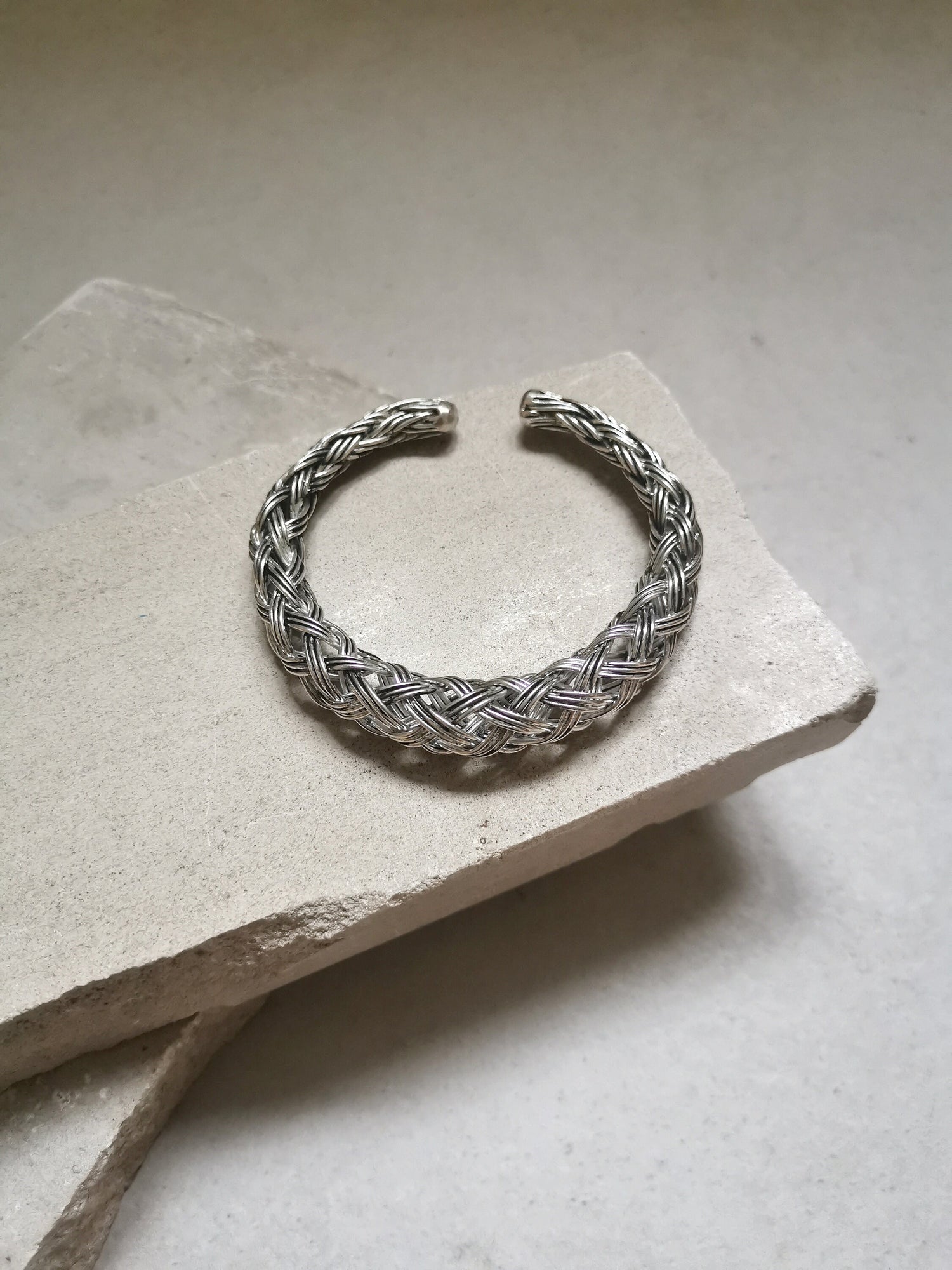 Chunky bracelet made of silver brass, statement bangle, wide bangle, braided bracelet, round bracelet