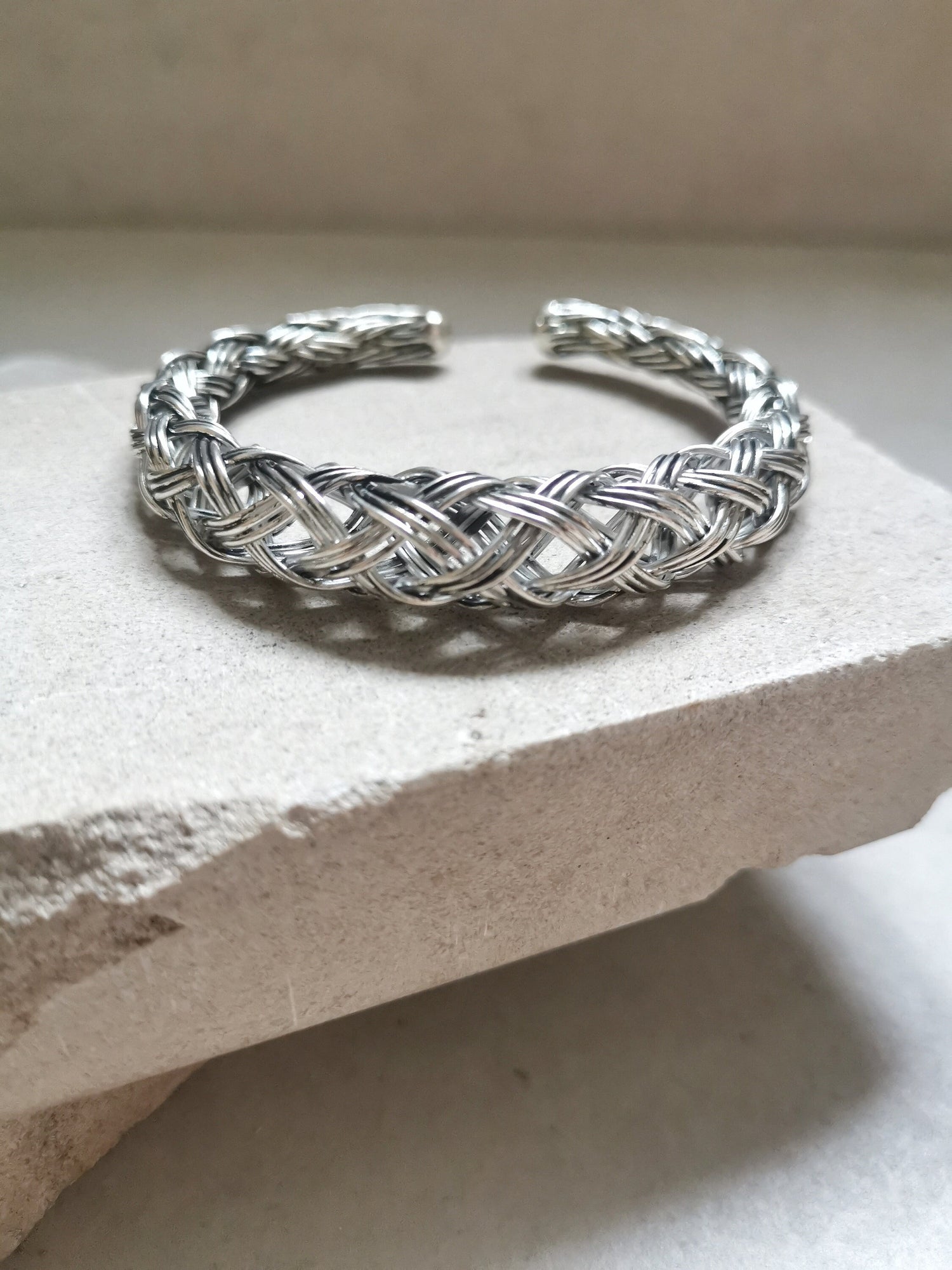 Chunky bracelet made of silver brass, statement bangle, wide bangle, braided bracelet, round bracelet