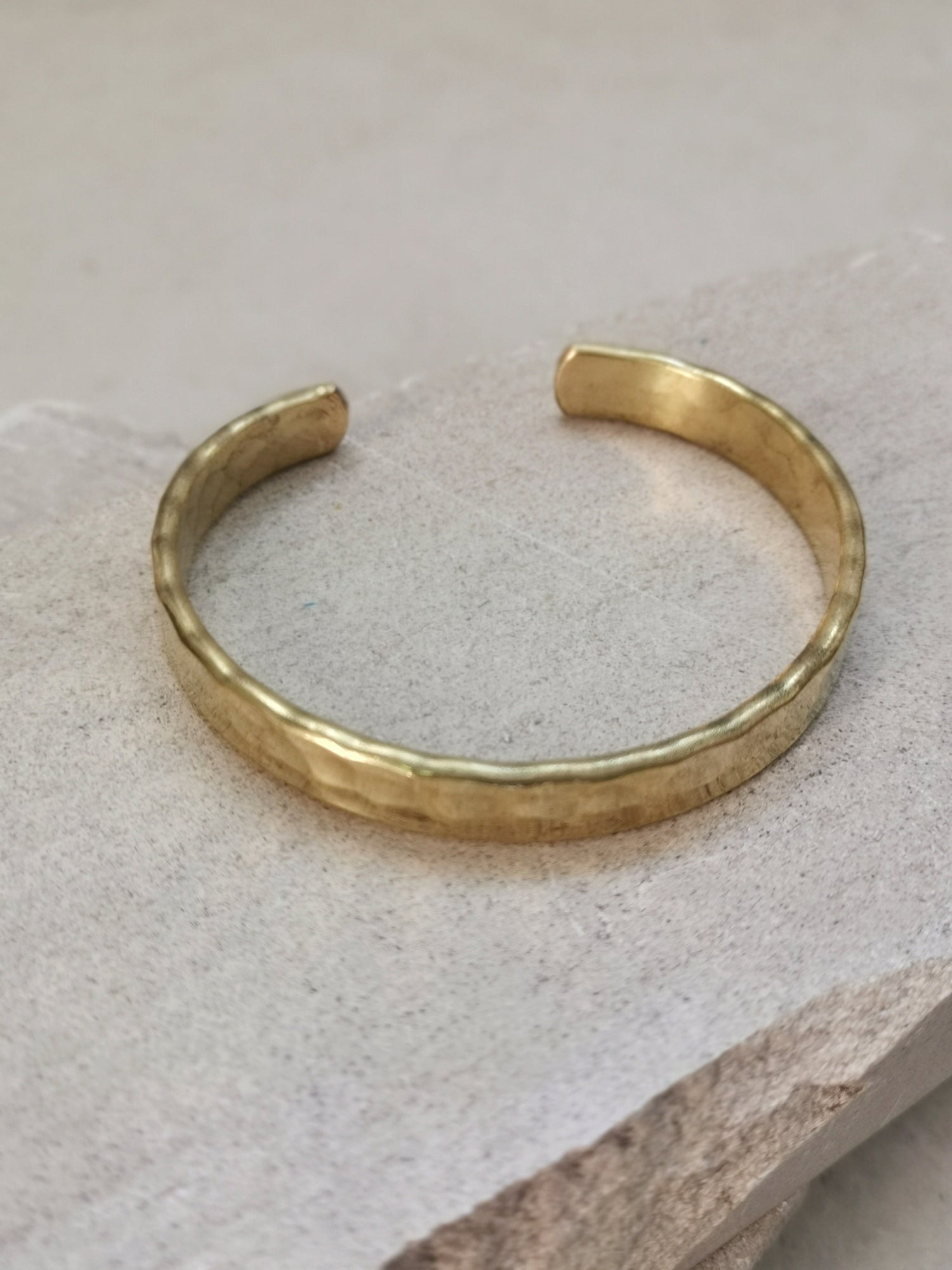 Wide bracelet made of golden brass adjustable, bangle made of solid brass hammered gold, minimalist simple bangle