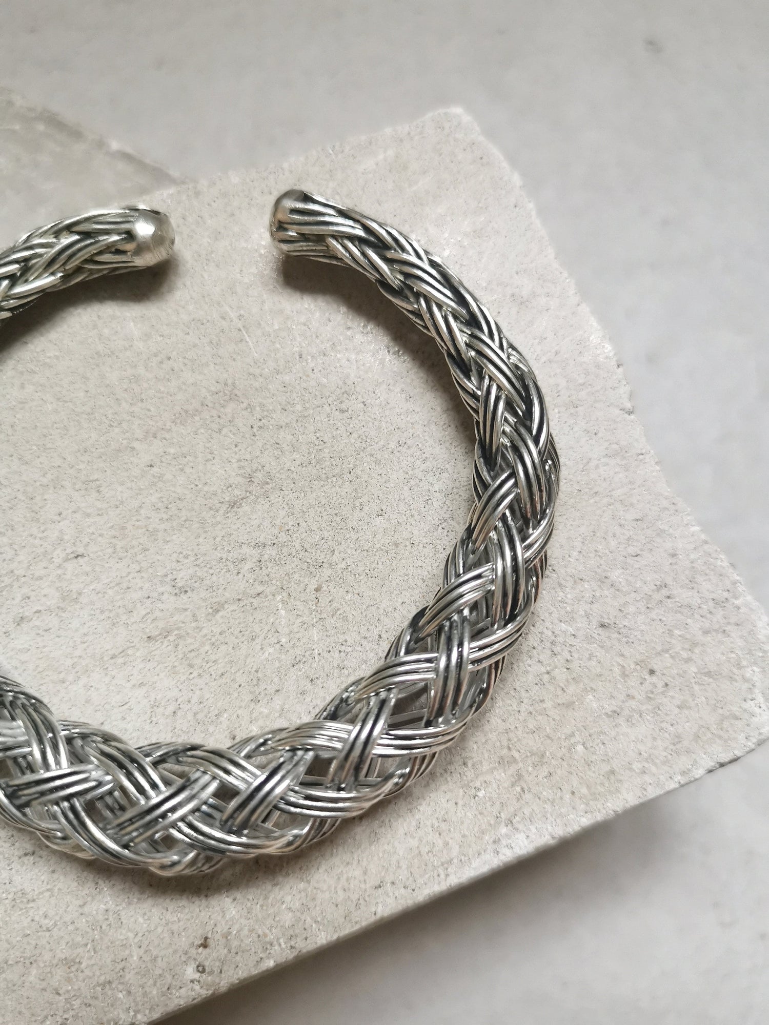 Chunky bracelet made of silver brass, statement bangle, wide bangle, braided bracelet, round bracelet