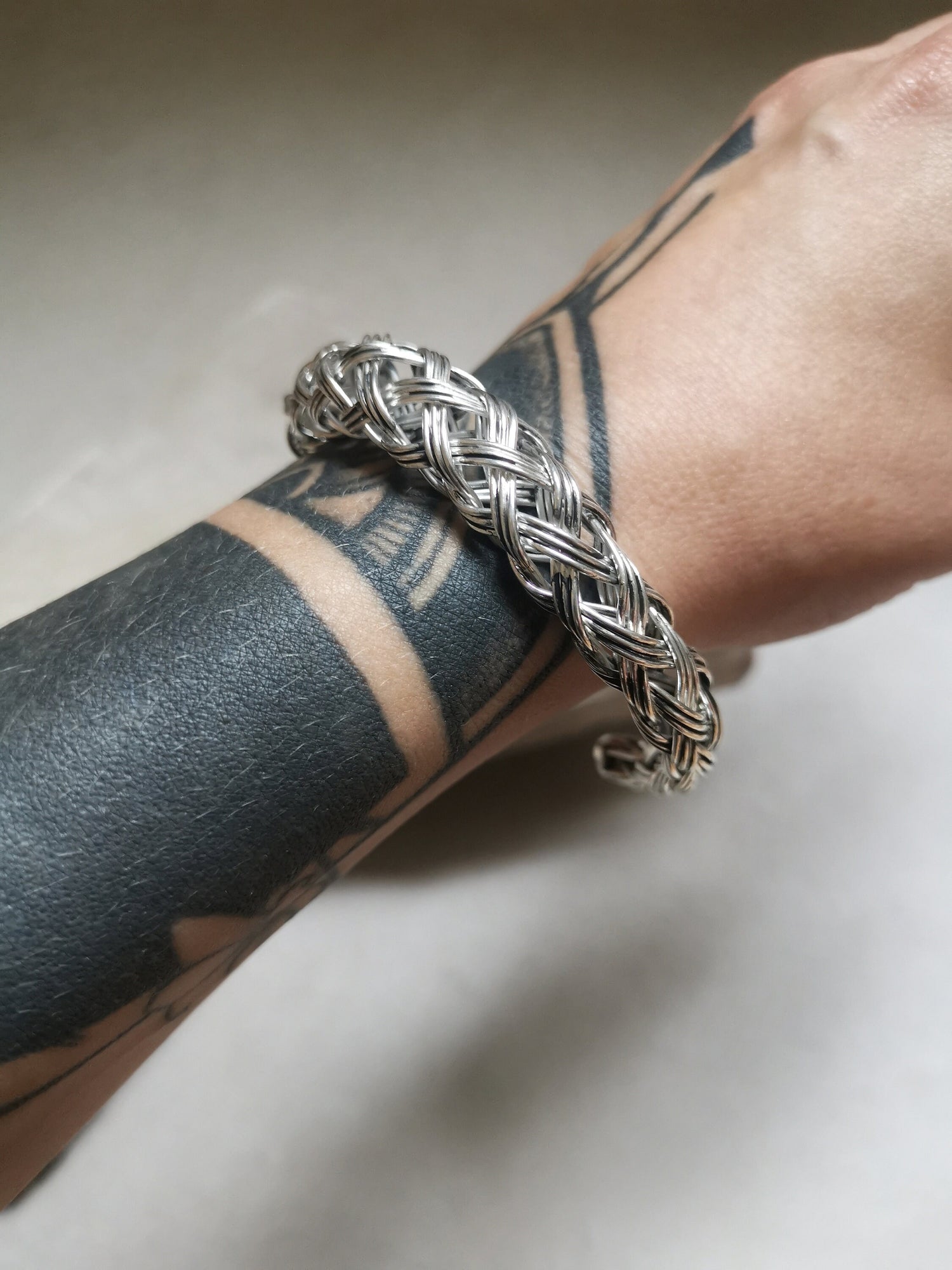 Chunky bracelet made of silver brass, statement bangle, wide bangle, braided bracelet, round bracelet
