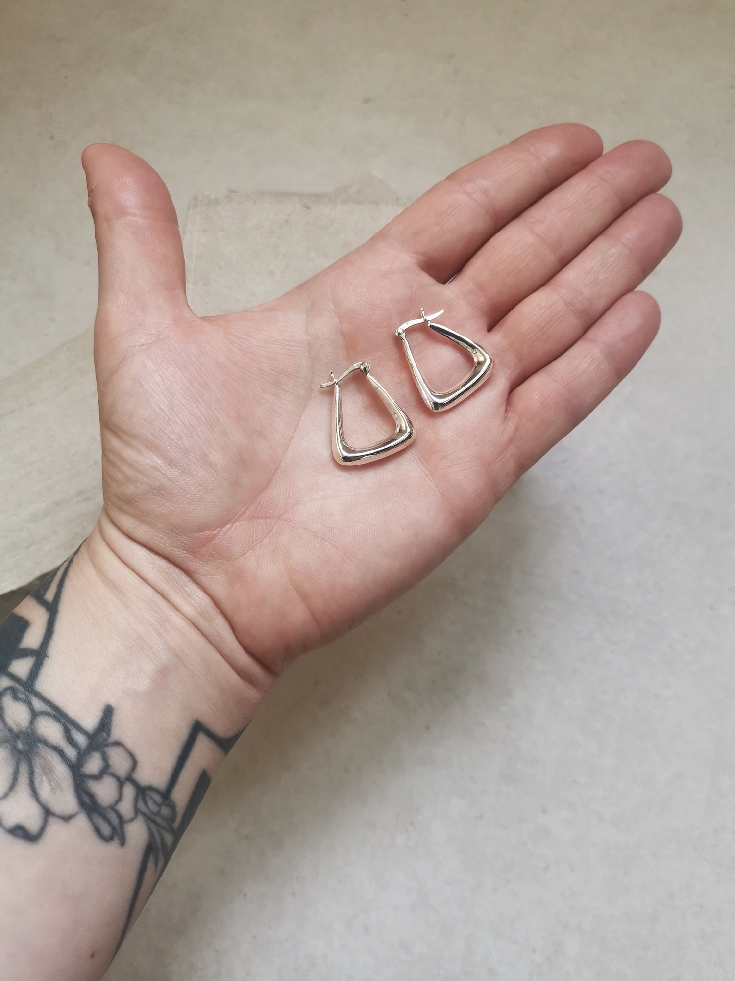 Silber 925 Creolen Trapez Form, Geometrische Ohrringe, Dreieckige Creolen, Minimalistisch Dreieck Ohrringe