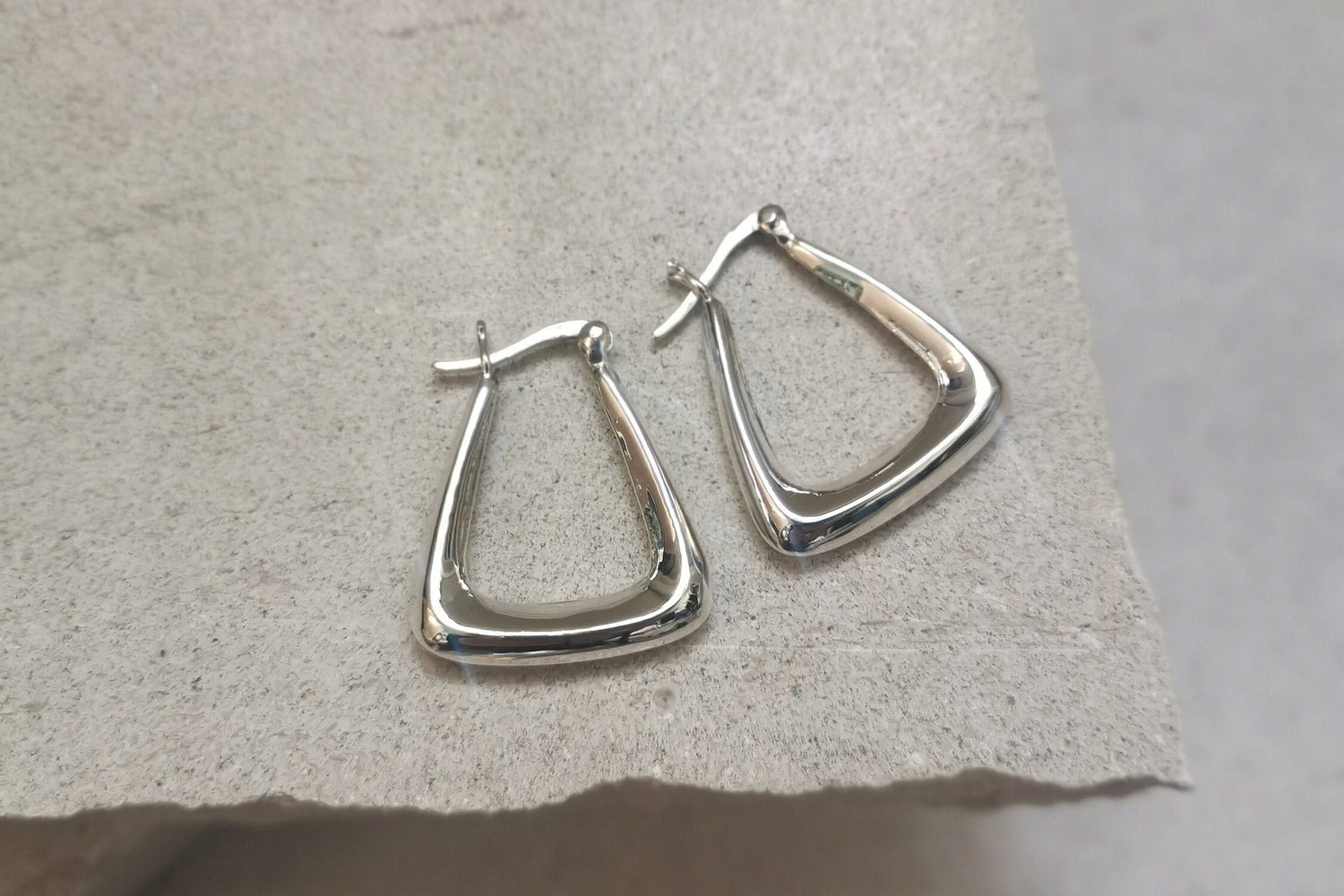 Silber 925 Creolen Trapez Form, Geometrische Ohrringe, Dreieckige Creolen, Minimalistisch Dreieck Ohrringe