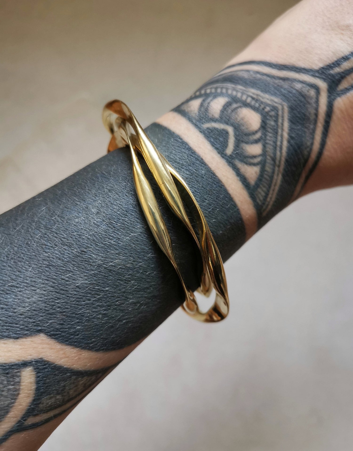 Bracelet en laiton doré, bracelet statement, 3 bracelets, bracelet tribal doré, bracelet simple minimaliste
