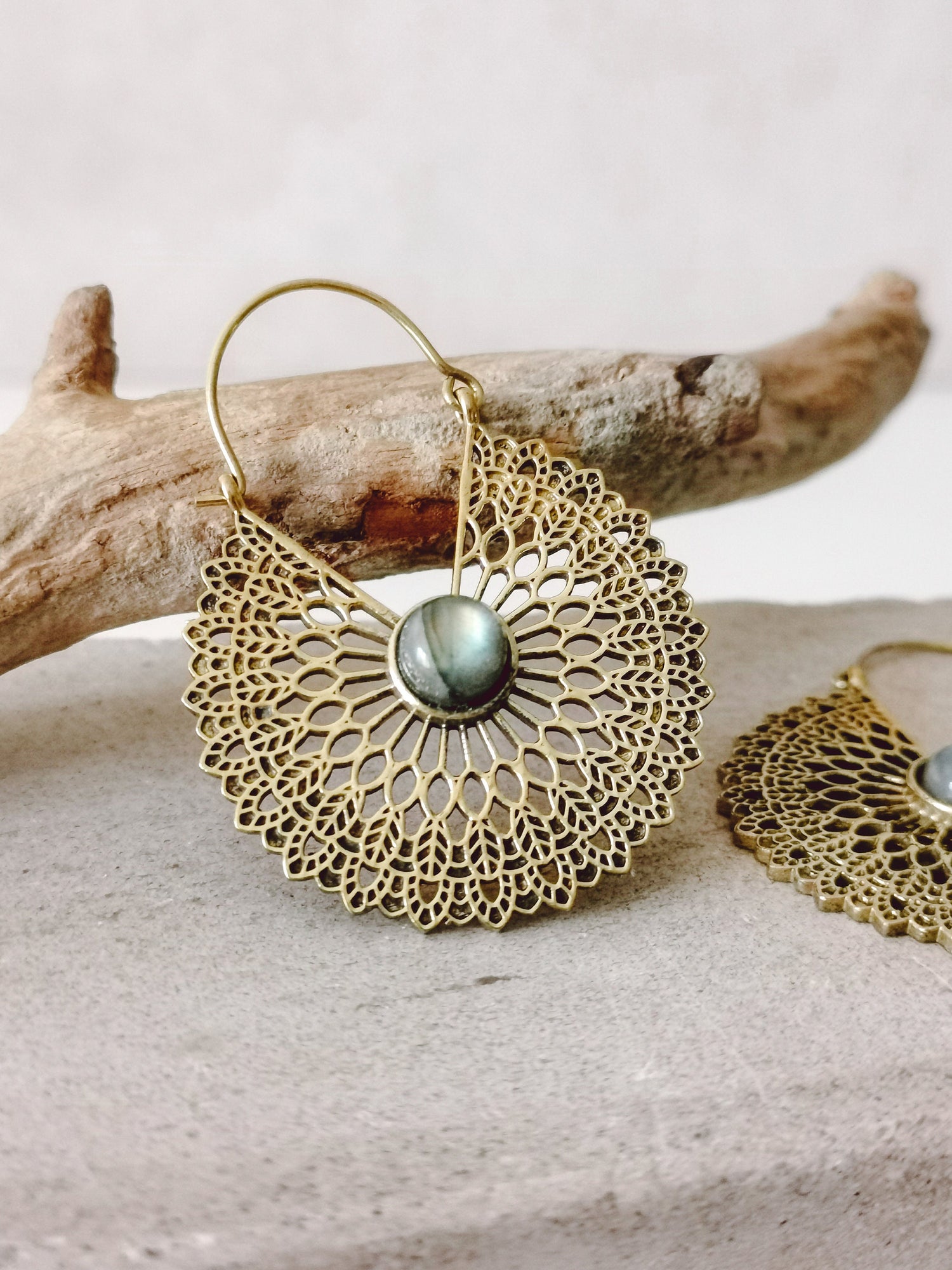 Earrings with Labradorite gemstones, Mandala earrings, Labradorite earrings gold, Boho earrings