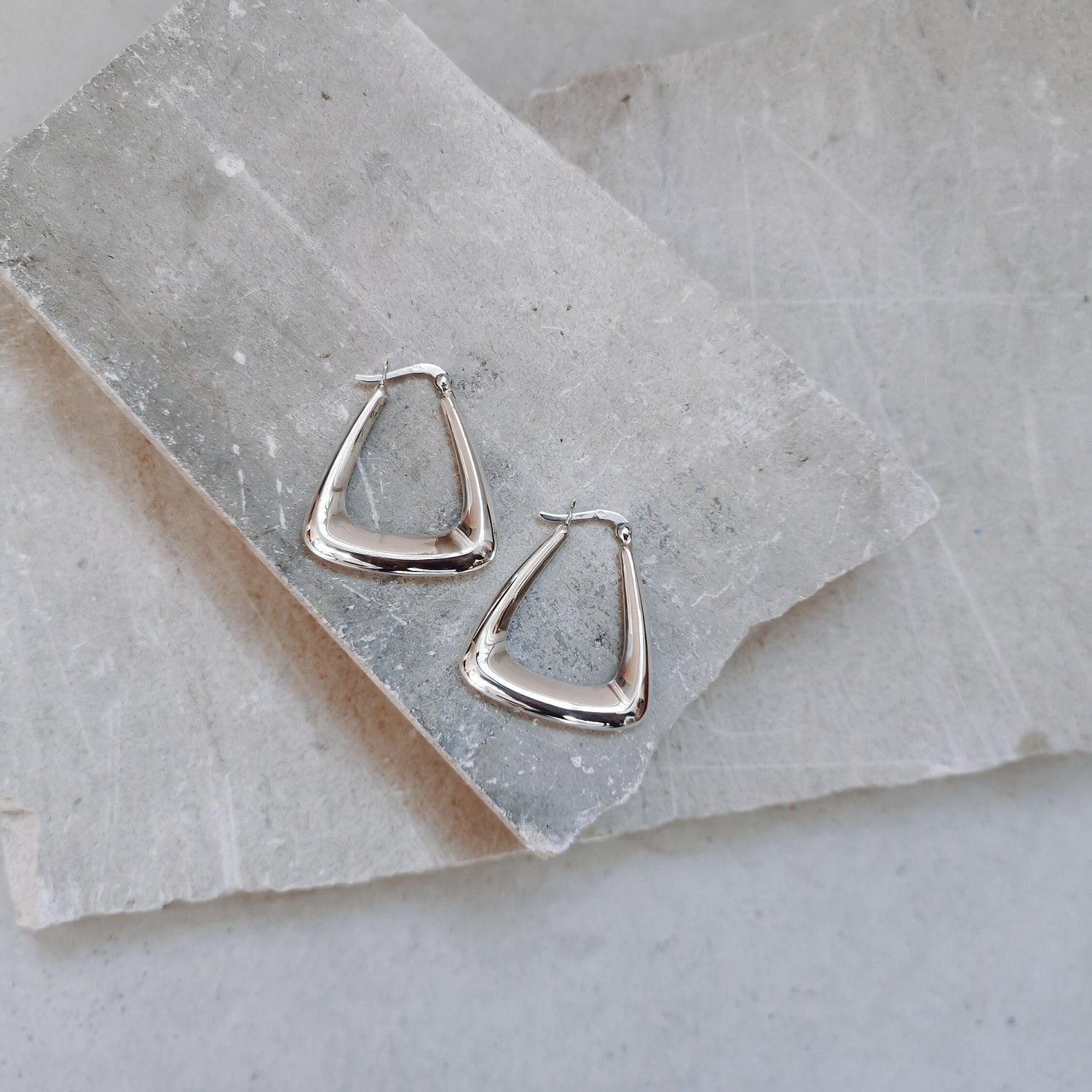 Sterling Silber Creolen Trapez Form, Geometrische Dreieckige Creolen, Minimalistisch Ohrringe aus Silber 925