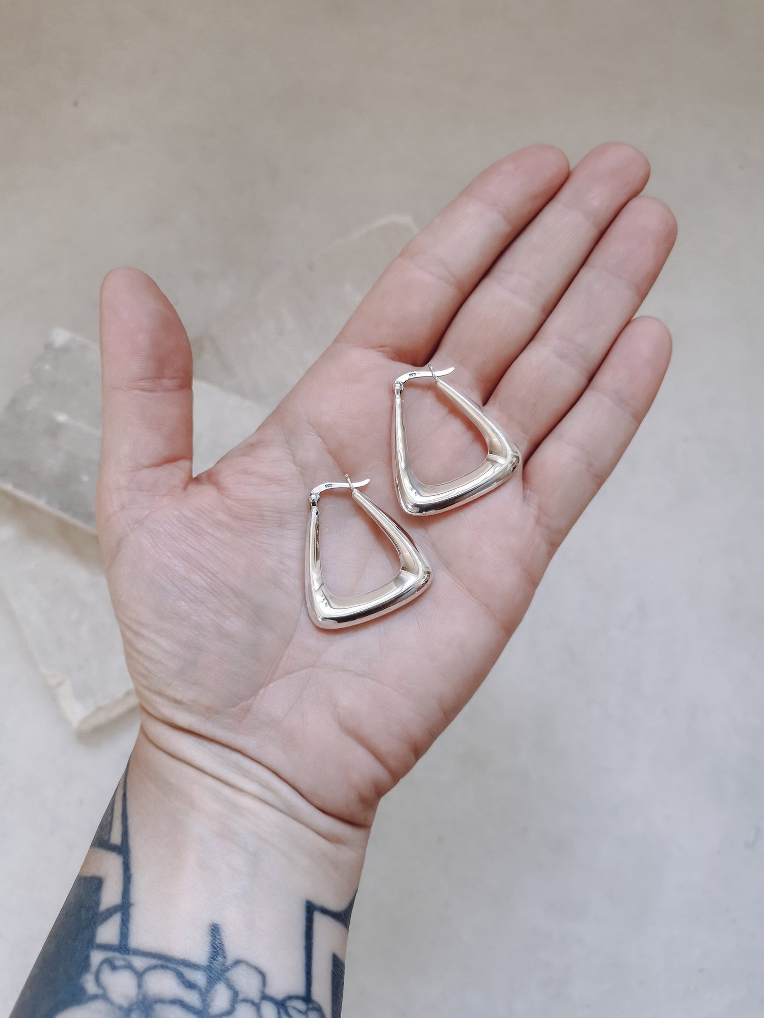 Boucles d'oreilles créoles en argent sterling, forme trapézoïdale, boucles d'oreilles créoles triangulaires géométriques, boucles d'oreilles minimalistes en argent 925